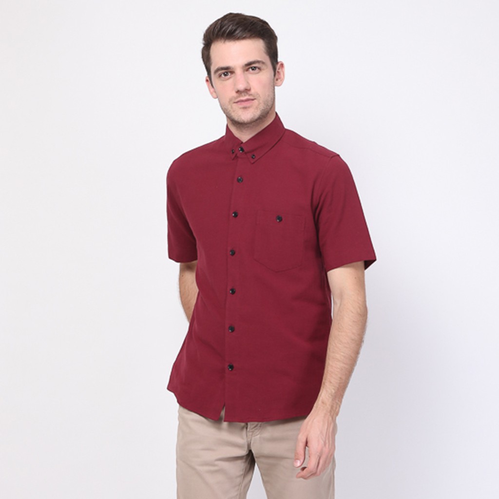 

17Seven Original Kemeja Polos Pria Lengan Pendek 0025-Warner