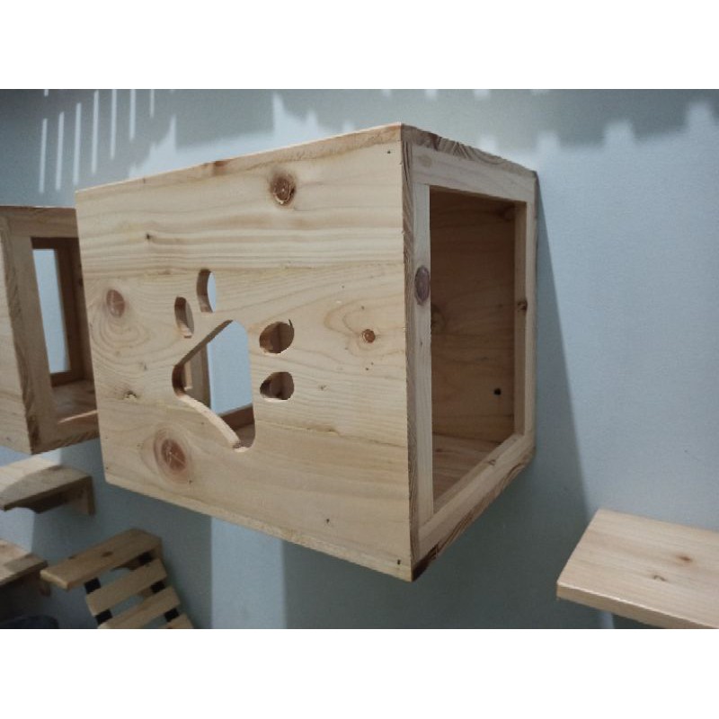 Playground kucing / cat Playground / mainan kucing / tatakan kucing