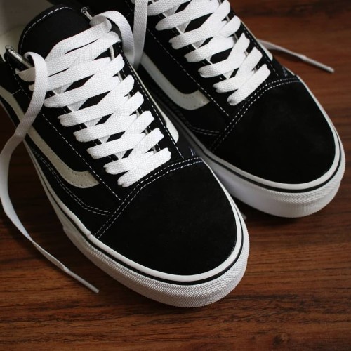 ( SIAP KIRIM ) SEPATU VANS OLDSKOOL PREMIUM SNEAKERS OLDSCHOOL PRIA WANITA  SEKOLAH BLACK &amp; WHITE