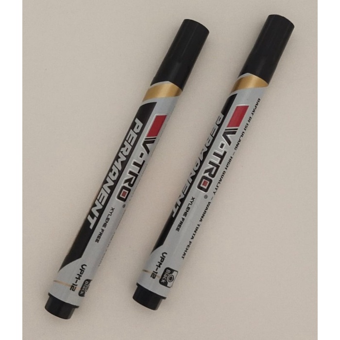 

Jual Spidol Permanen / Permanent Marker / Marker Warna Hitam Vpm-12 / Tida Berkualitas