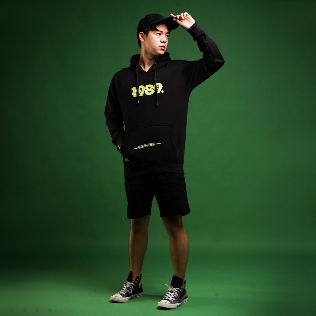 Sweater hoodie premium sweater pria sweater wolv streetwear sweater panther sweater globe sweater minory sweater polyjuice sweater supermacy sweater youth sweater bolded