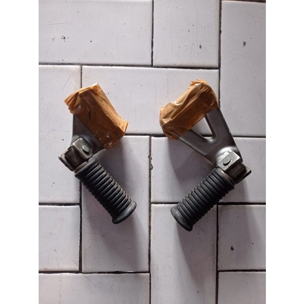 Footstep belakang klx 150