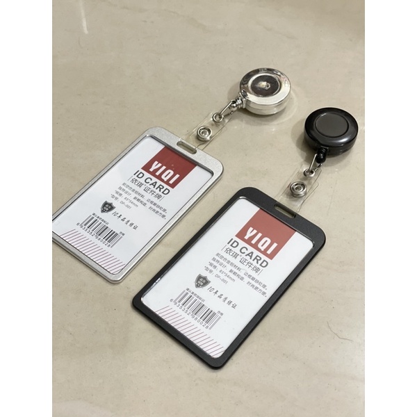

Casing ID Card Case Name Tag Kartu Bahan Alumunium satu set dengan yoyo warna