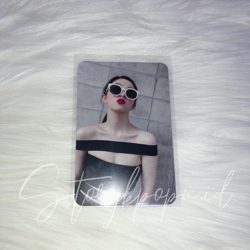 PHOTOCARD REDVELVET OFFICIAL IRENE MONSTER BY IRENE KEMBEN