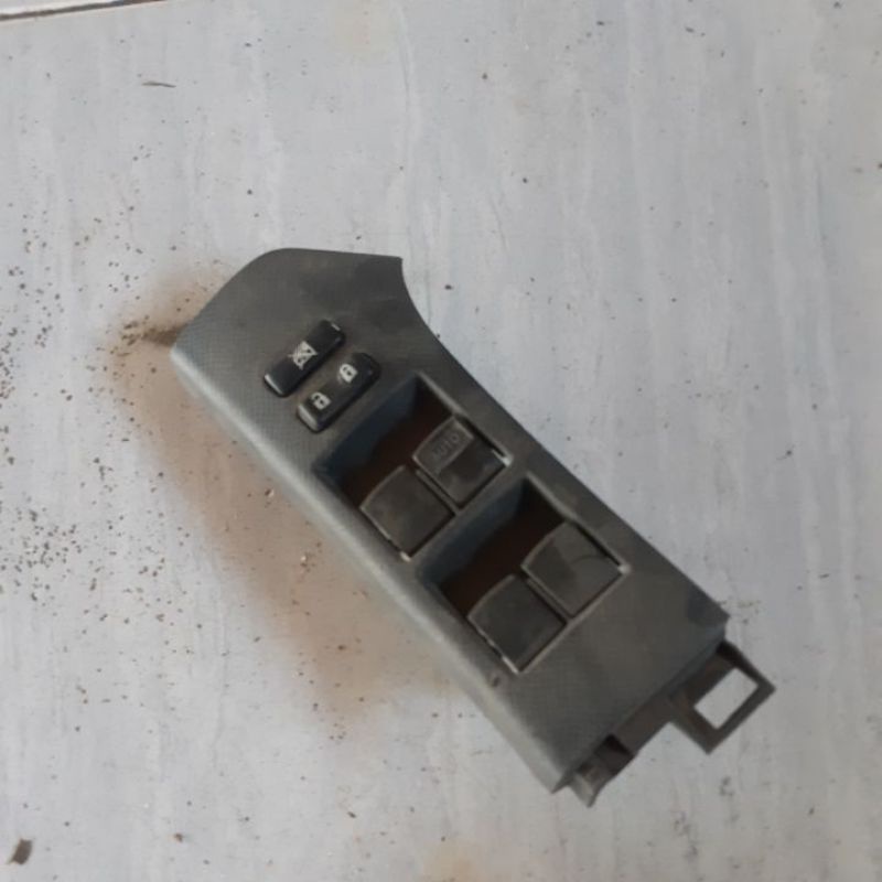 tombol master power window