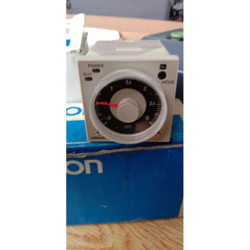 timer Omron H3CR