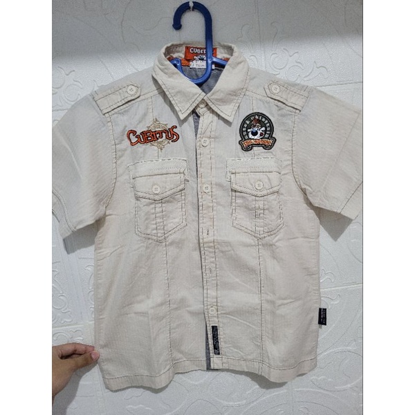 Preloved Kemeja anak cubitus.