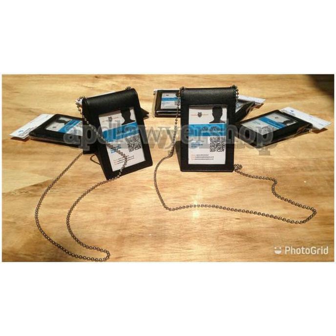 

DISKON Name Tag/ID Card holder kulit 100% ORIGINAL TERLARIS AP358