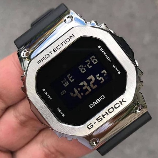 G-Shock GM-5600-1DR / GM 5600 1DR / GM5600