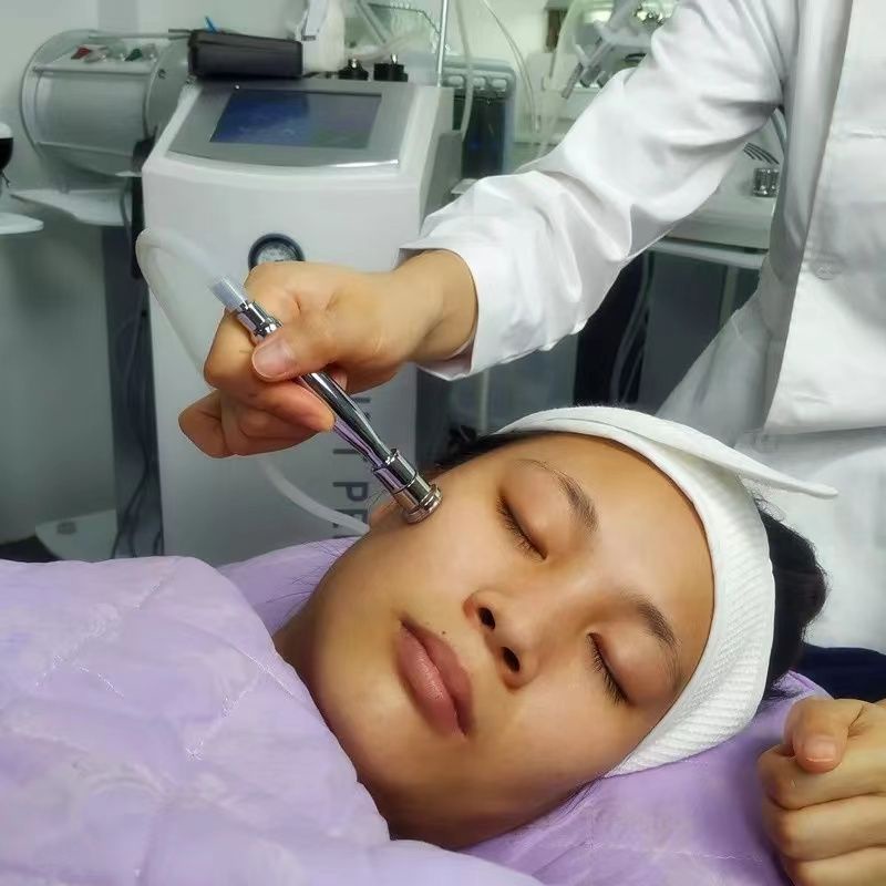 SUPER STRONG JET PEEL OXYGEN  4IN1 COMEDO SUCTION DERMABRASION AND PDT LIGHT BEAUTY FACIAL