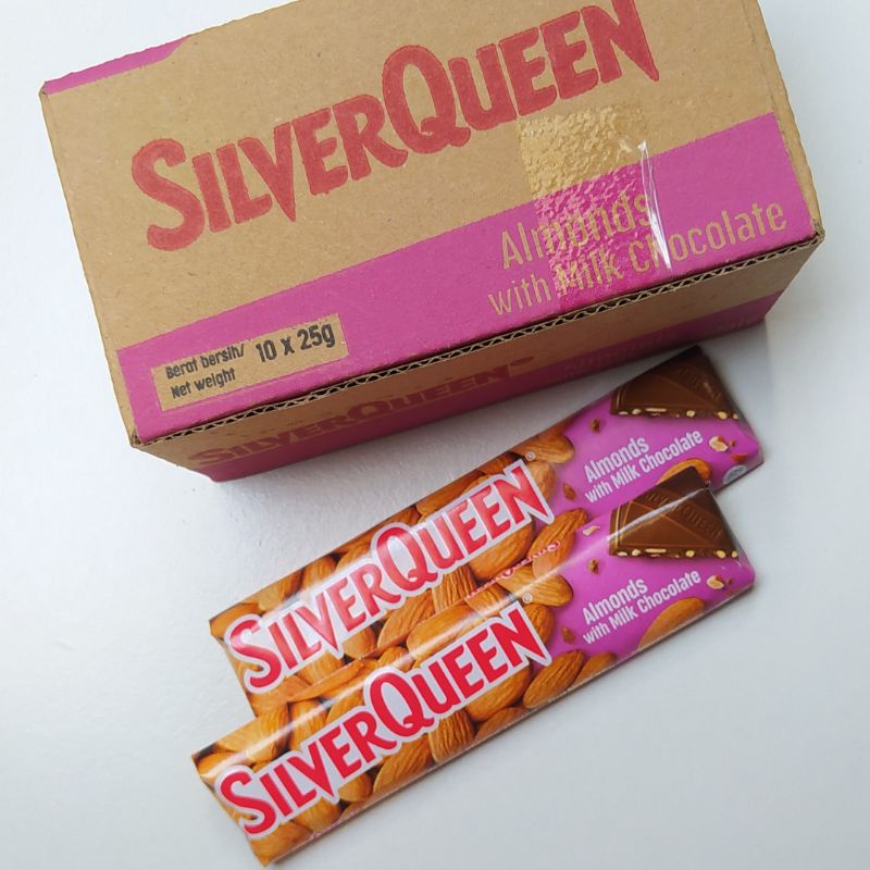 

SILVERQUEEN ALMOND WITH MILK CHOCOLATE