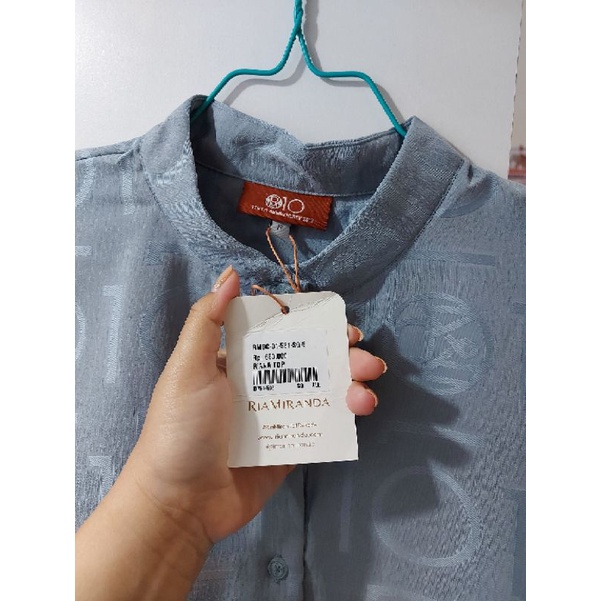 Riana Top by Ria Miranda