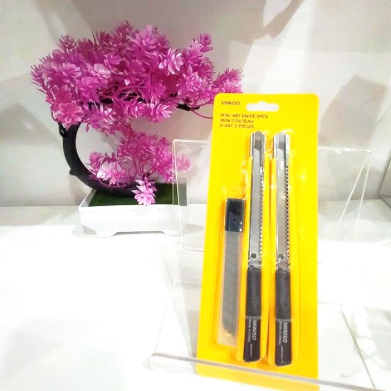 

MINISO MINI ART KNIFE / CUTTER