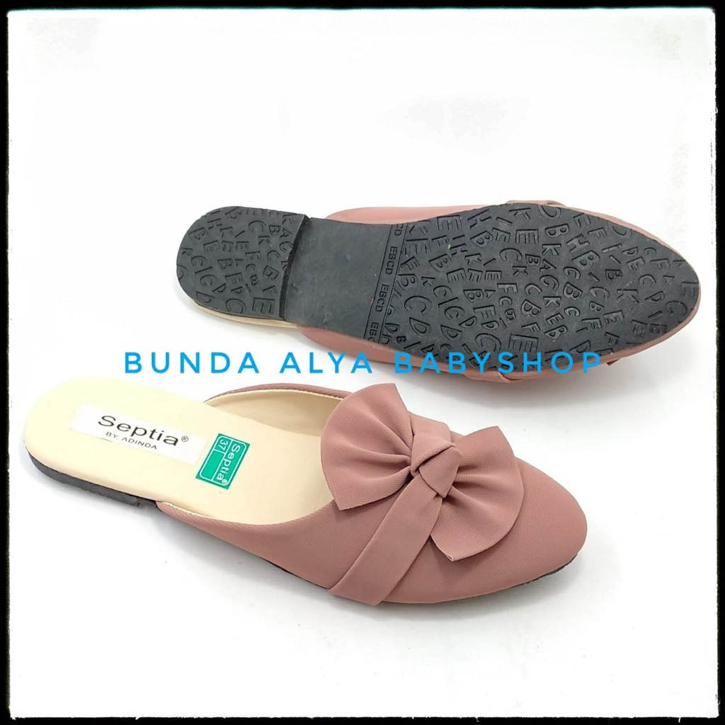 Sandal Slop Wanita Pita Bahan Suede Size 37 - 40 SALEM - Sandal Wanita Simple Ringan Dan Nyaman