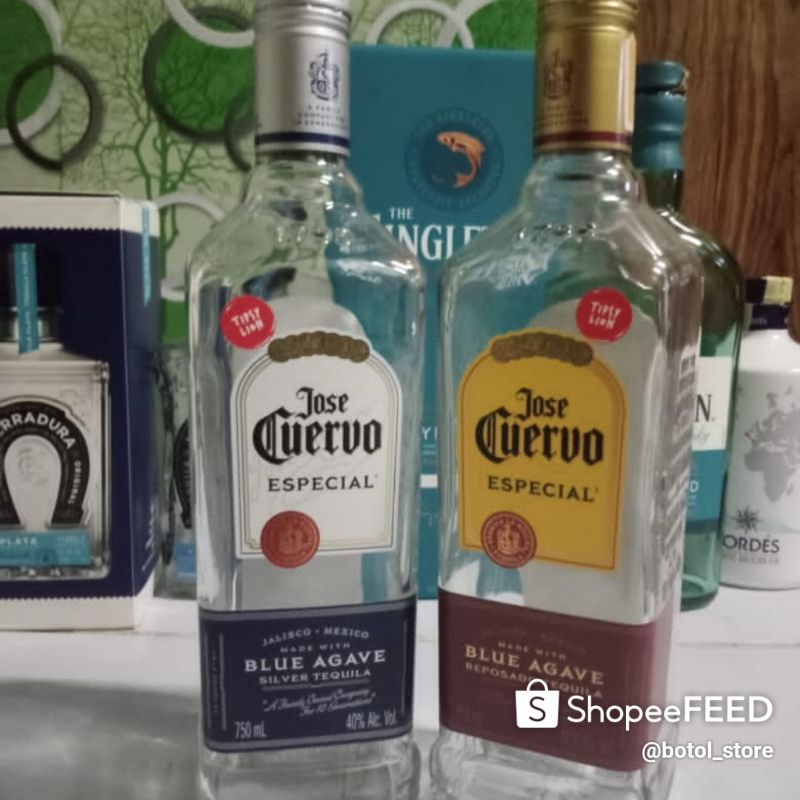 botol bekas miras tequila jose cuervo