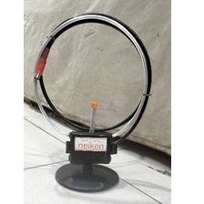 antena TV dalam rumah