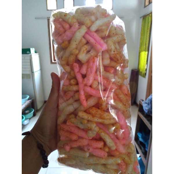 

MAKANAN RINGAN KERUPUK EDUN GURIH DAN NIKAMAT