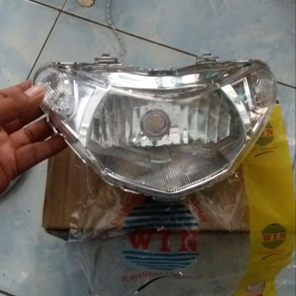 WIN - Reflektor Lampu Depan Mio 2008 Smile