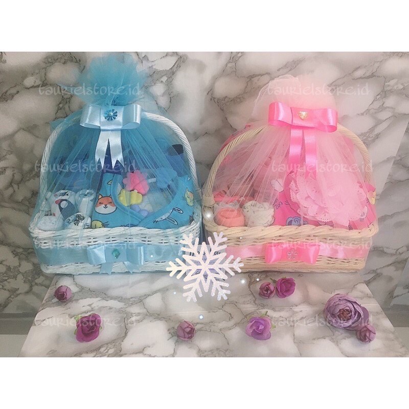 hampers bayi baby bingkisan kado newborn bayi baru lahir pink biru perempuan cowo