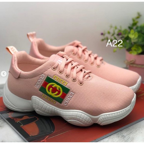 Sepatu Sneakers A22