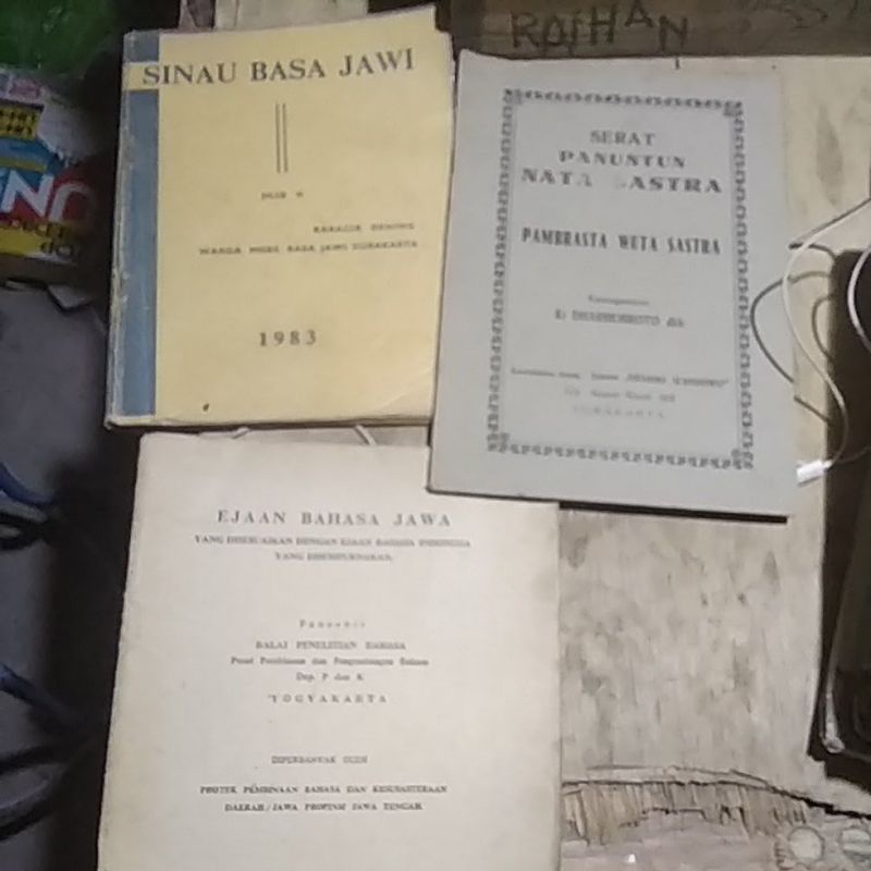 basa LAN sastra Jawa 3 buku
