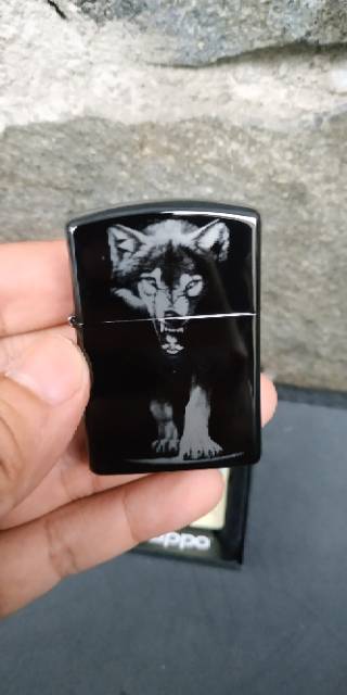 ZIPPO BLACK ICE MOTIF SERIGALA GRADE ORI EKSLUSIF LIMITID - INCLUDE BOX EKSLUSIF - KOREK - PEMANTIK