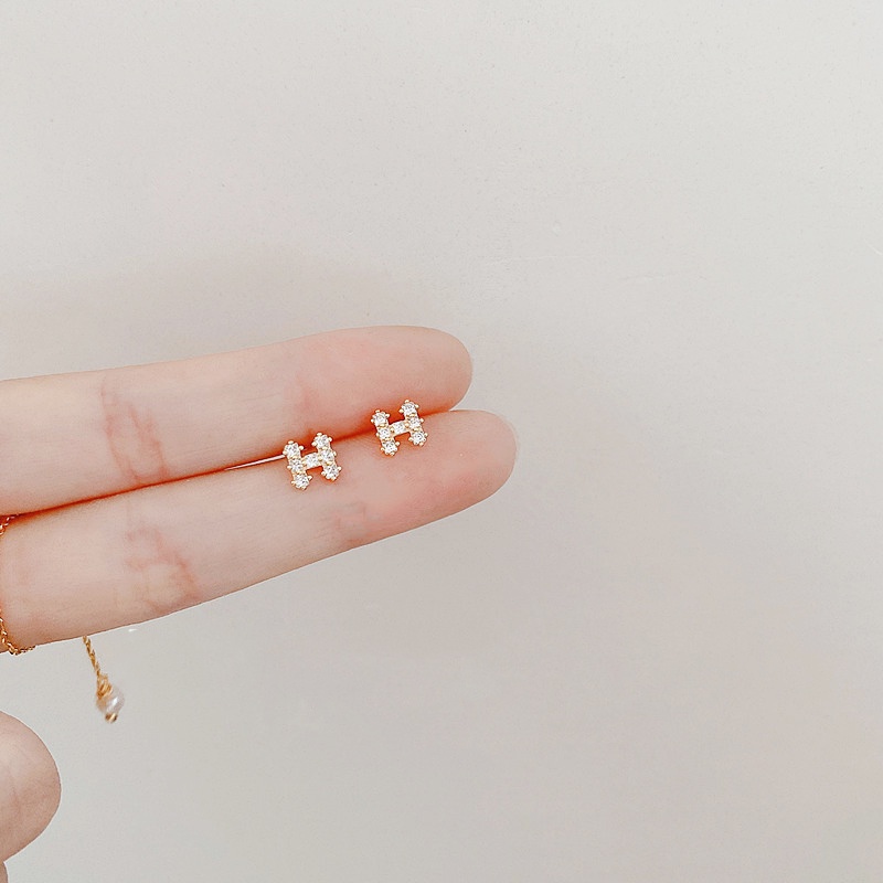 Anting Stud Bentuk H Geometris Aksen Kristal Untuk Wanita