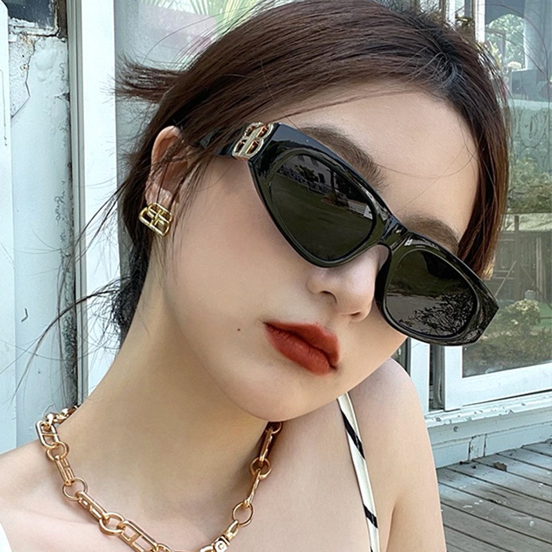 2021 new fashion ins hip-hop cat eye European and American street photography sunglasses