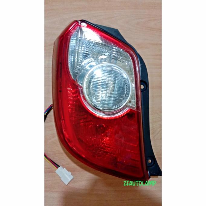 Stoplamp/Stop Lamp/Lampu Belakang AGYA 2010-2016-Kanan/Kiri