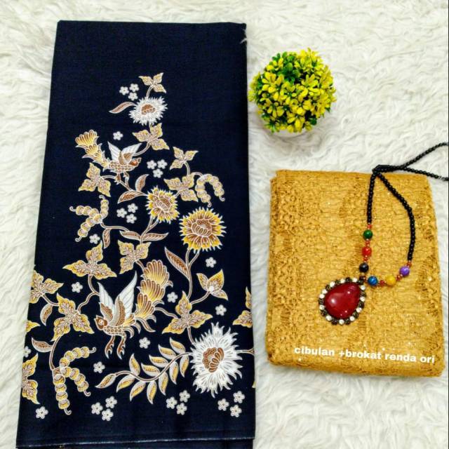 Kain set batik & brokat