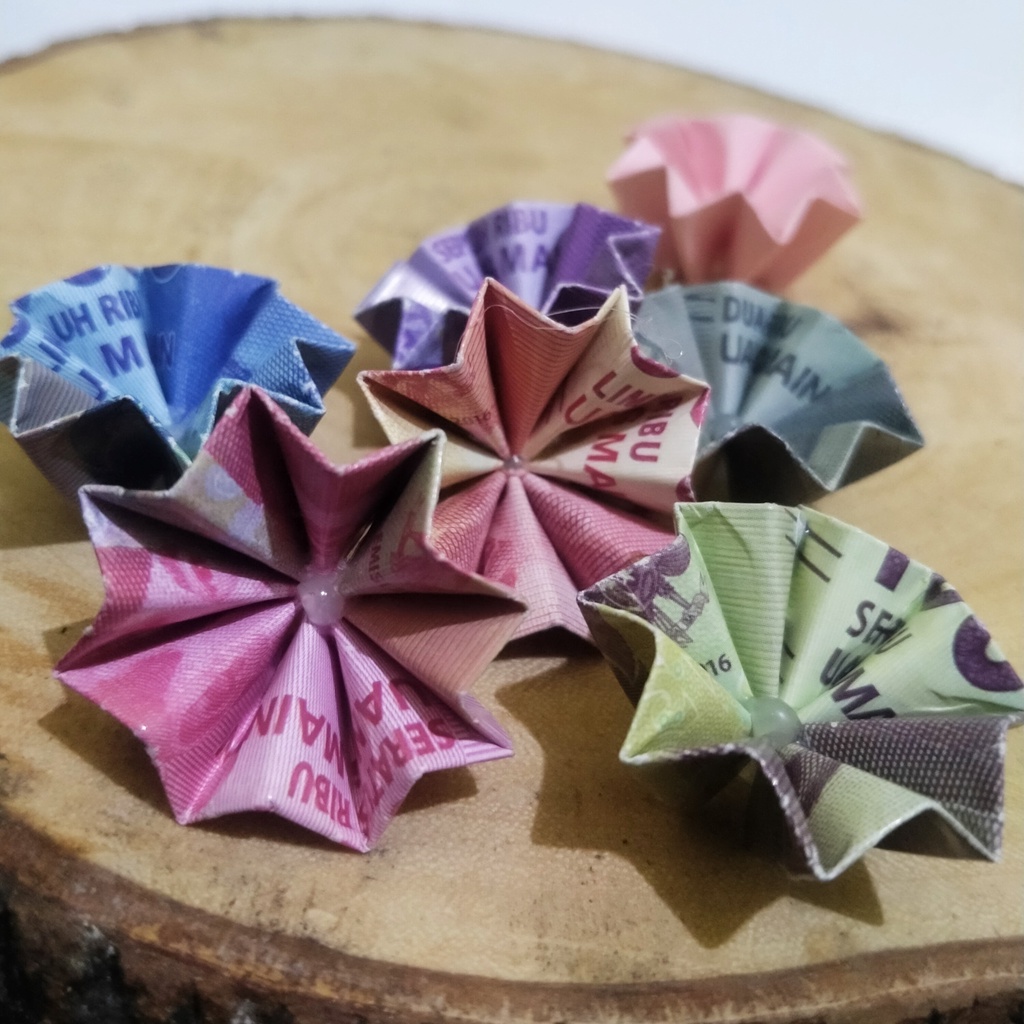 Origami Uang Mahar , Uang Mainan Mahar , Bunga Uang Mahar , Bunga Uang Lipat