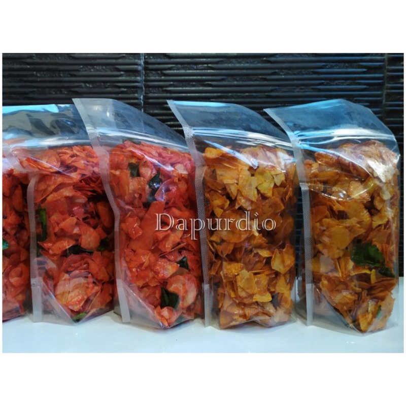 

Keripik singkong pedas manis
