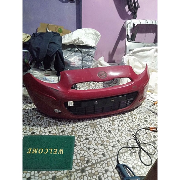 Bemper depan nissan march
