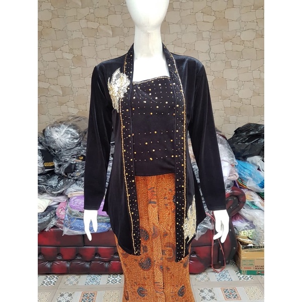 Kebaya kutubaru/kebaya bludru payet/kebaya bludru