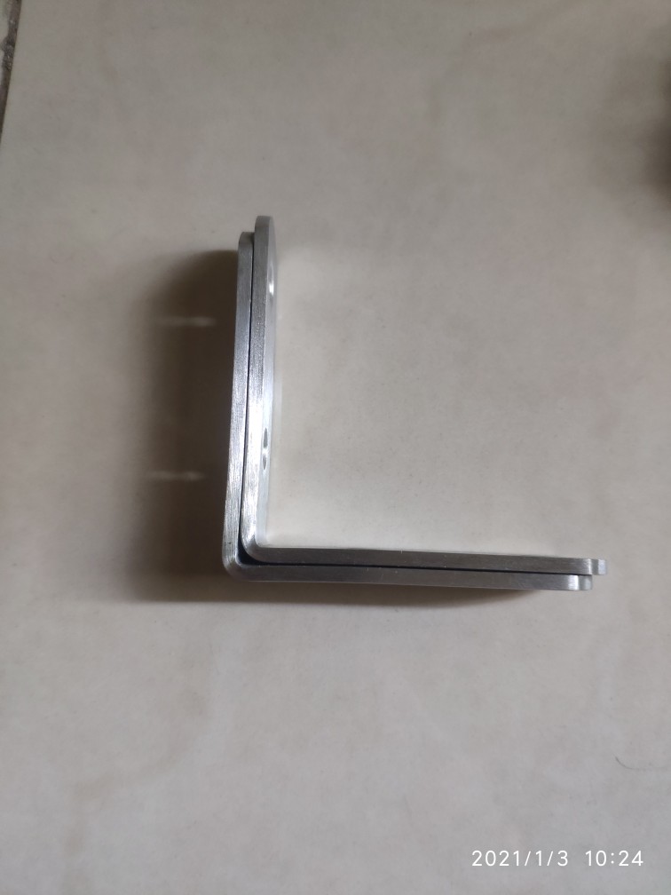 Siku 45 X 45 Mm Penyangga Rak Kayu