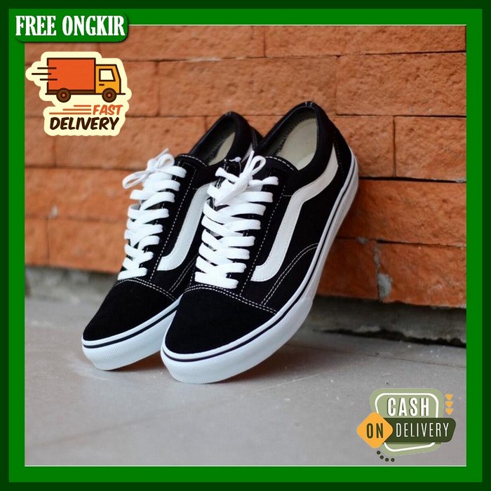 Sr Premium Snekaers Keren Shoes Sport Srs Cassual Spatu Pria Import Sneakers Pria Terbaru Sepatu Cow