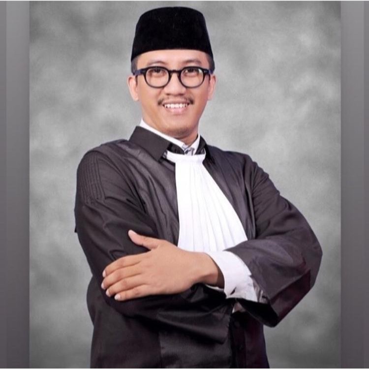 Toga Advokat Premium Jet Black