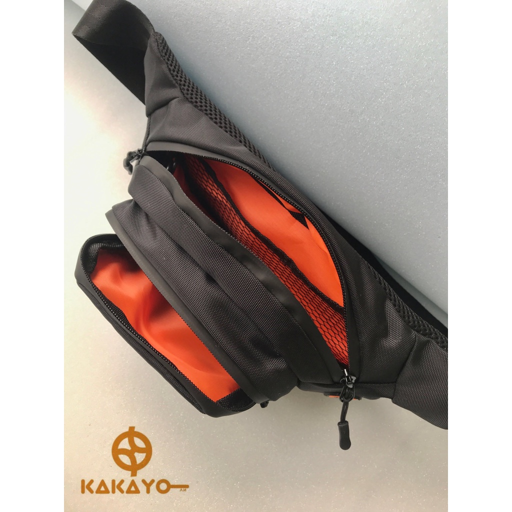 Kakayo/Tas Selempang Pria/Waist Bag Premium/Tas Pria Waterproof dengan bahan cordura bisa simpan dompet,powerbank, pakai resleting waterproff merek YKK. barang sesuai photo (jika tidak real uang di jamin kembali 100%)