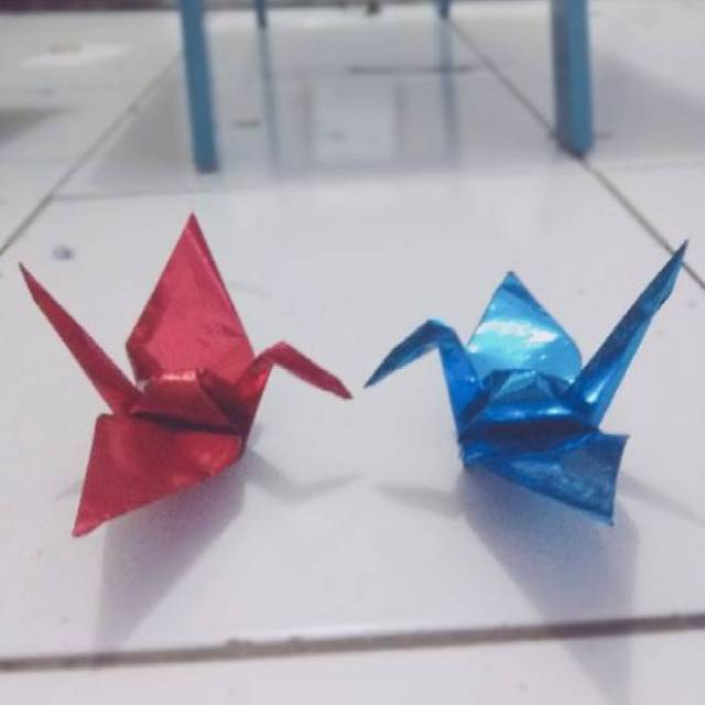 

Origami Bangau Handmade - Jasa pembuatan Origami uk. 10-14cm