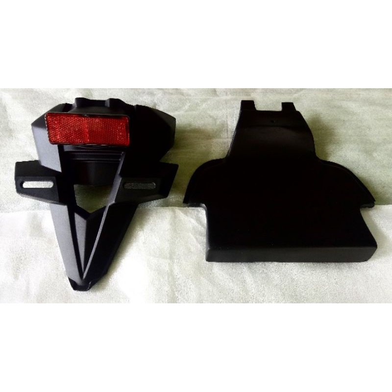 Spakbor belakang set mata kucing dan undertail old aerox lama