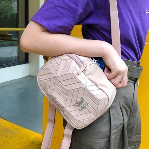 SALE ! Tas Ransel wanita Backpack wanita Tas wanita Branded Tas wanita terbaru Tas import wanita Tas Gendong wanita Tas wanita Murah Tas ransel mini COD Tas wanita Adidas bag tas ransel wanita tas ransel mini