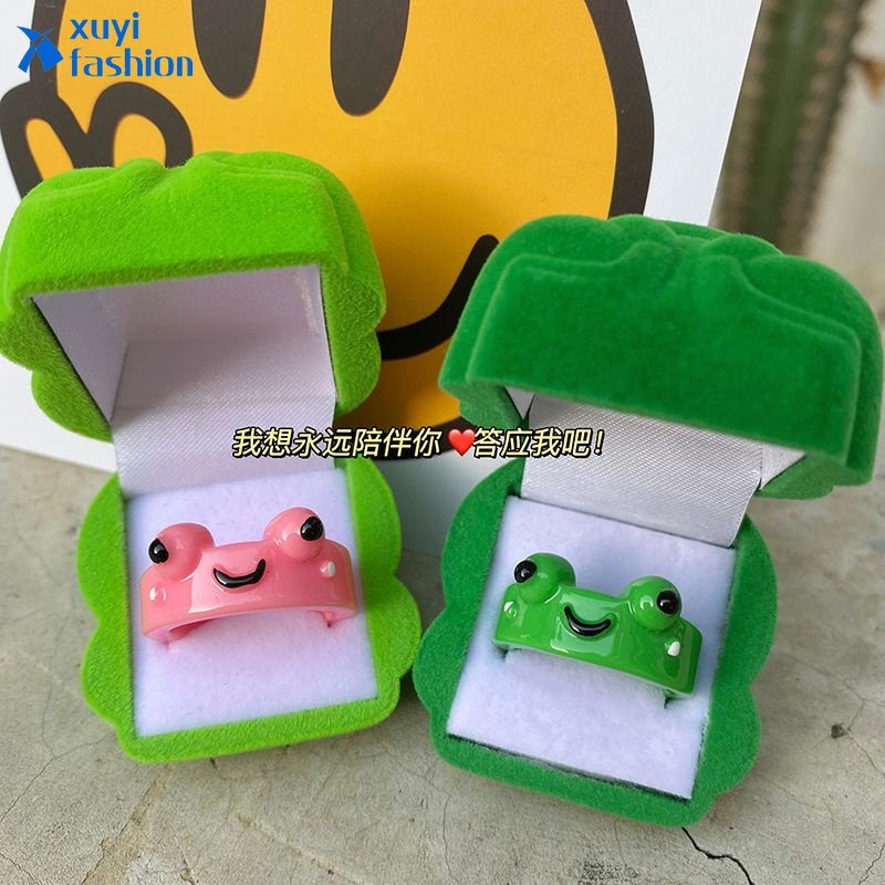 Set Kotak Cincin Bentuk Katak Warna Pink Hijau Polos Bahan Resin Untuk Wanita