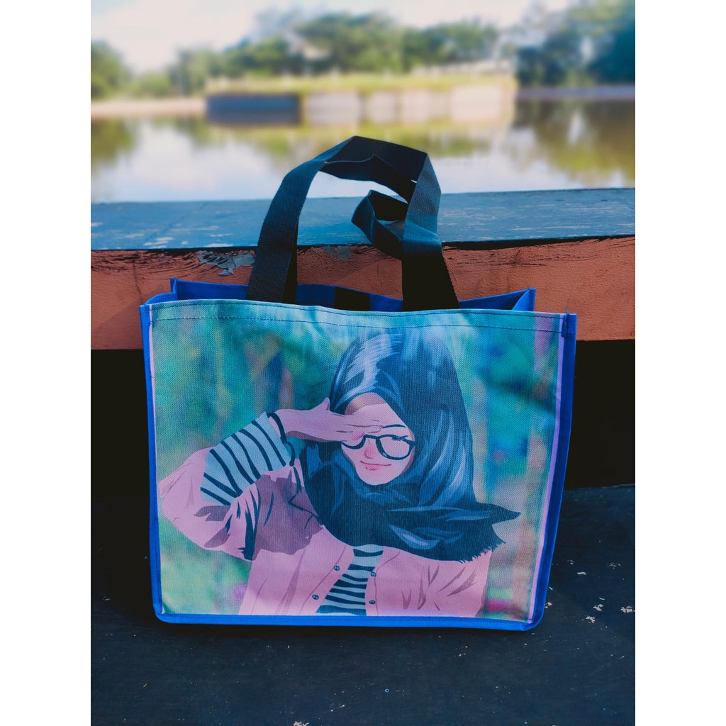 totebag tas kanvas tebal waterproff size 33x12x30 cm printing gambar wanita perempuan terlaris