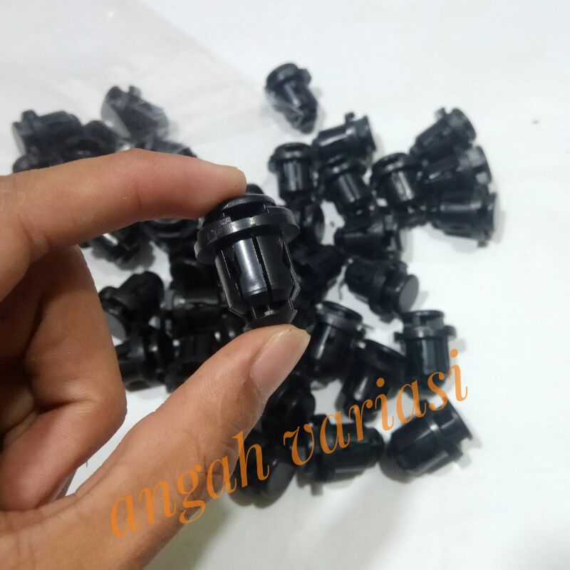 Kancing Klip Bumper Bemper Suzuki X-OVER Swift SX4 X-OVER DLL