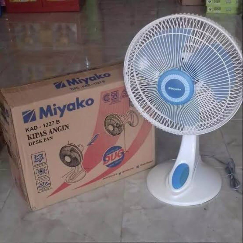 Kipas angin miyako KAD 1227 B / desk fan 12&quot;/ wall fan 12&quot; DUA FUNGSI BISA DINDING / MEJA MANTAP