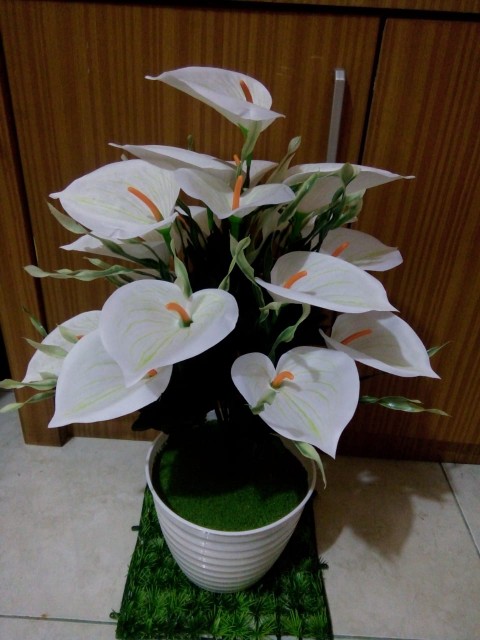 Bunga Calla Lily Artificial 7 Kuntum (tanpa Pot)