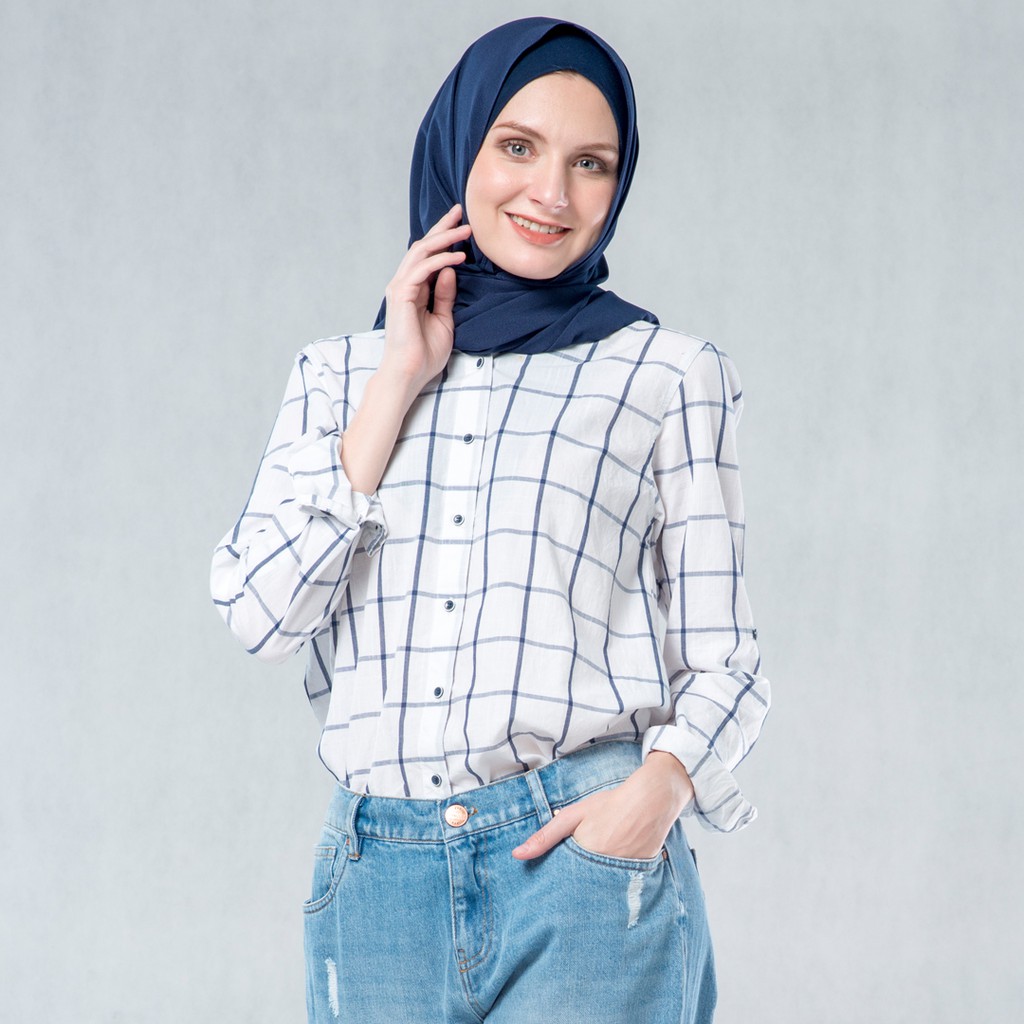 

Flamoush Giffer White Casual Shirt