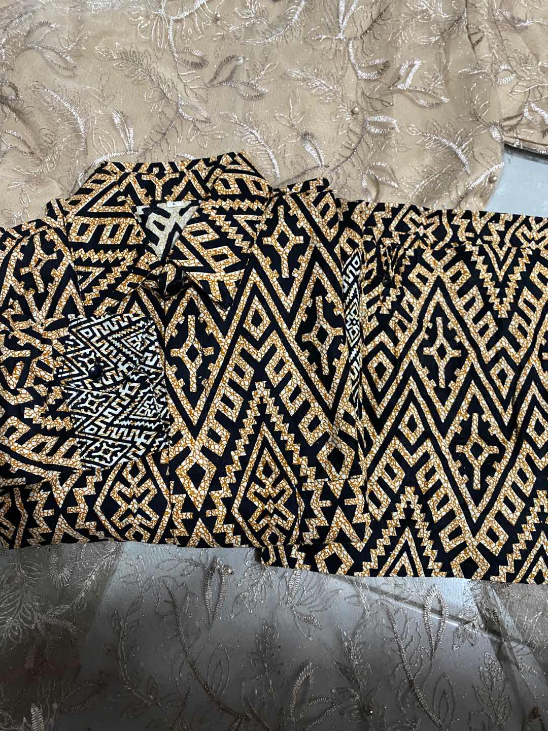 Maura Couple - Sania Ruffle Batik Couple Batik Moderen Ori Ndoro Jowi Dnt Garansi Termurah Shopee