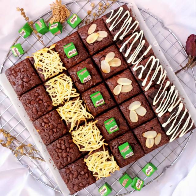 

Classic Fudge brownies