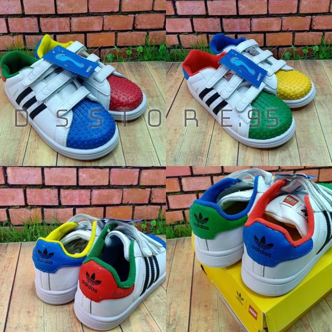 ADIDAS SUPERSTAR X LEGO KIDS / SEPATU ADIDAS SUPERSTAR - BIRU MERAH, 30 SD145ES